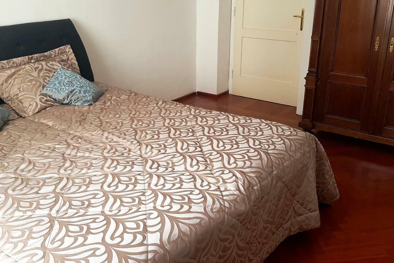 The Kolin Grand Downtown Apartment Wina Bagian luar foto