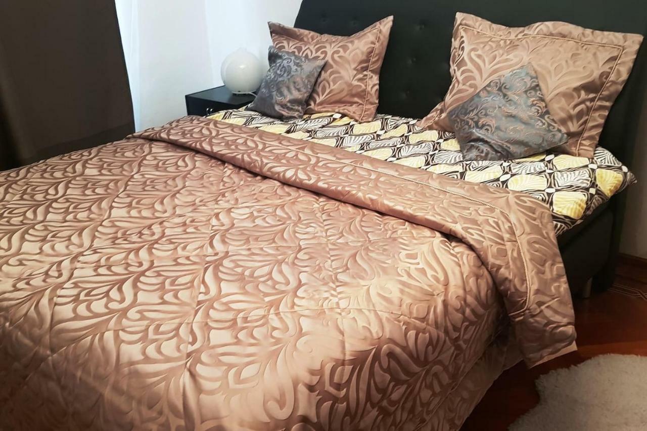 The Kolin Grand Downtown Apartment Wina Bagian luar foto