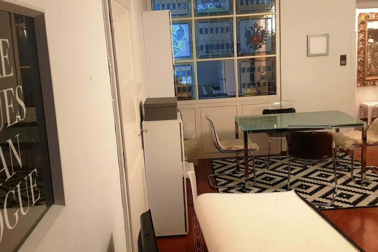 The Kolin Grand Downtown Apartment Wina Bagian luar foto