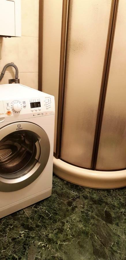The Kolin Grand Downtown Apartment Wina Bagian luar foto